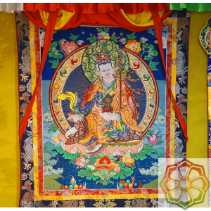 པདྨའི་གླིང་དཀར་ཐང་ཀའི་རྒྱུ་རྩལ།   སློབ་དཔོན་པདྨ།